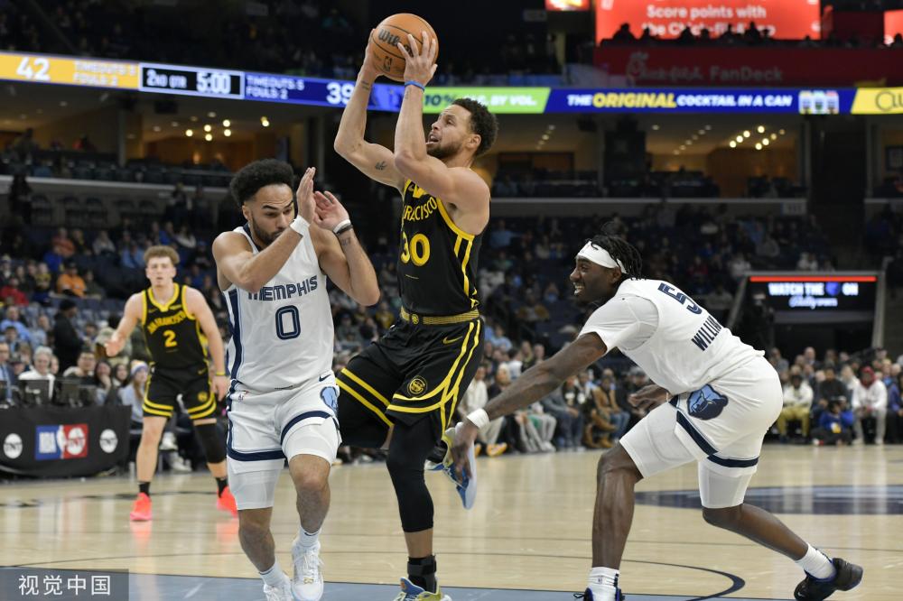 通过开展足 通过开展足