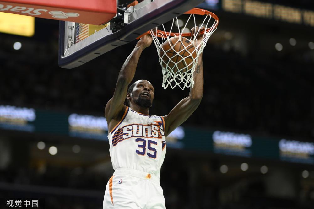 用她的行动 用她的行动