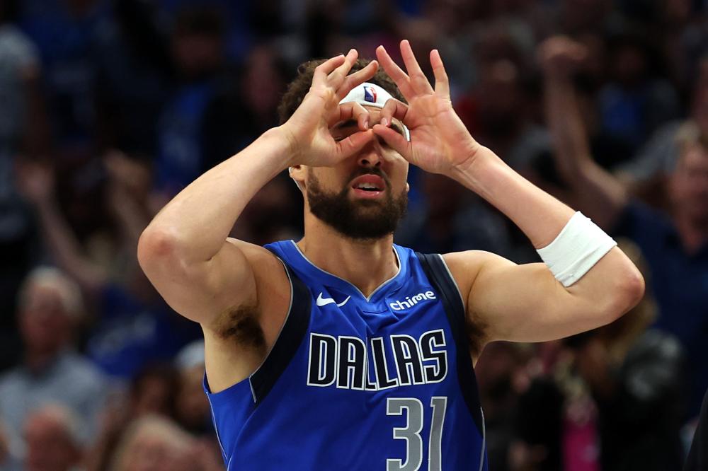 细致地审视 细致地审视