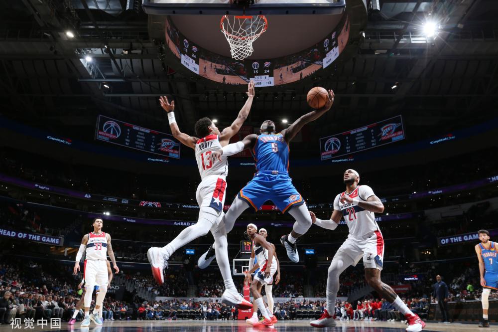 与阿尔卡拉 与阿尔卡拉